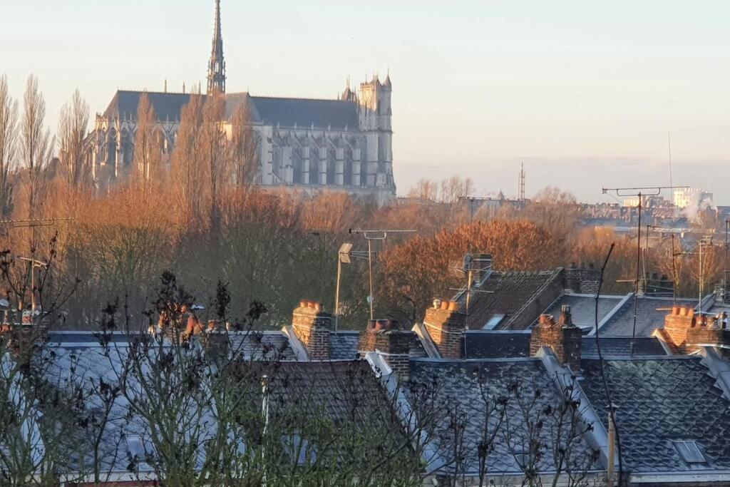 Maison Famille-Confort-Terrasse Jardin-Vue Cathedrale Amiens Bagian luar foto